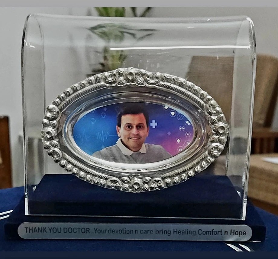 Photo Engraved on Square Silver Coin (10gr – 20gr)